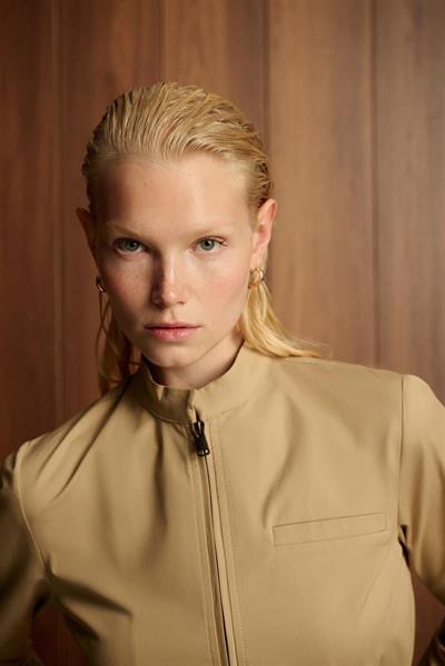 MİORİ FLOREN ETEKLİ TAKIM BEJ