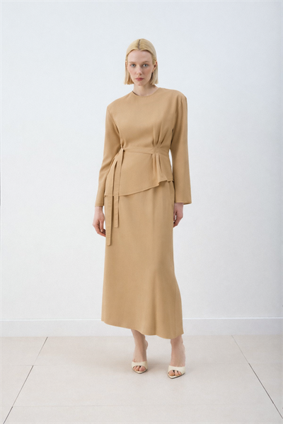 MİORİ BLERA ETEKLİ CUPRA TAKIM CAMEL