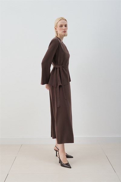 MİORİ BLERA ETEKLİ CUPRA TAKIM KAHVE