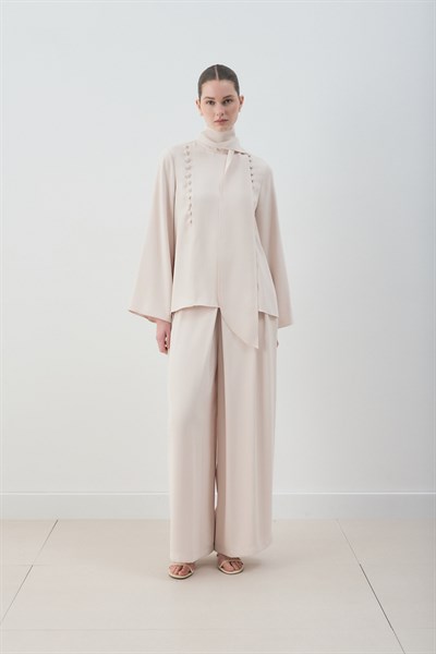 MİORİ MİSSE  BRİT DÜĞMELİ SOFT-TOUCH PANTOLONLU TAKIM TAŞ