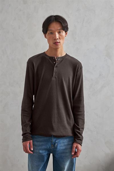 Erkek Henley Yaka Düğmeli Penye Bluz Kahverengi
