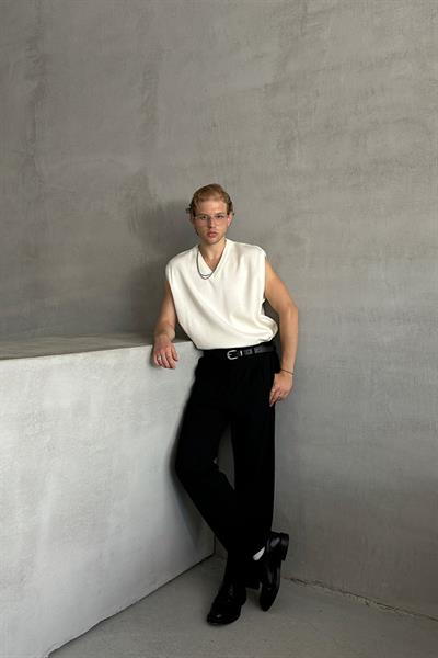 Erkek V Yaka Oversize Süveter Ekru