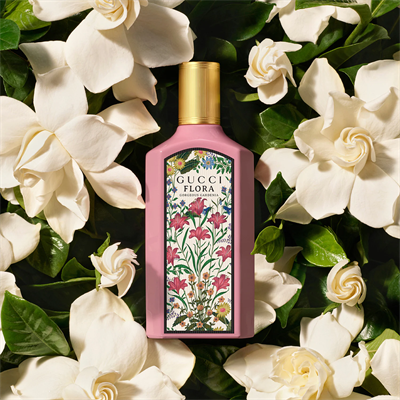 Gucci Flora Gorgeus Gardenıa Travel Exc. 100+10ml