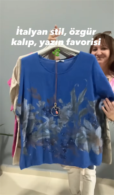 Kolye Hediyeli İtalyan Stil Özgür Kalıp Desenli Büyük Beden Bluz