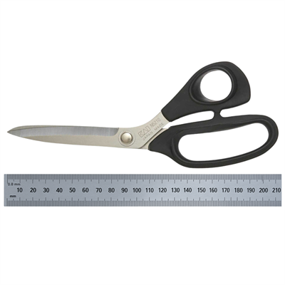 KAI N5210 KE – Japon Paslanmaz Çelik Plastik Saplı Terzi Makası 8″ (21 cm)