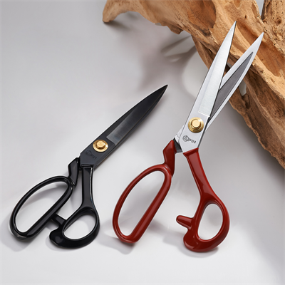 Pin-1104 Solak Kullanıma Özel Siyah Saplı Somunlu Kumaş Kesim Makası – 10″ (26 cm) | PIN-LEFT-10