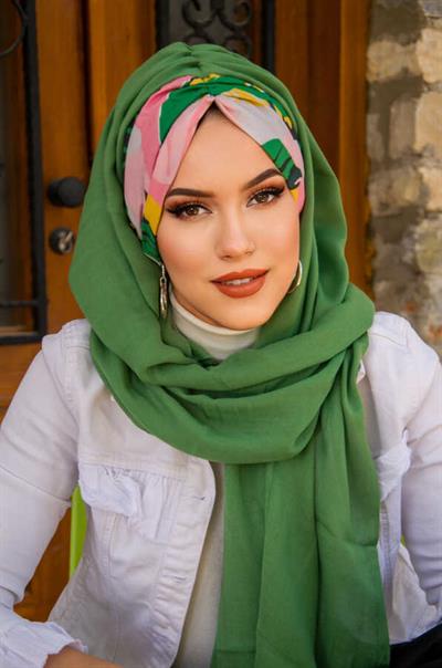 Bahar Yeşili Çiçek Desenli Büzgülü Hazır Şal