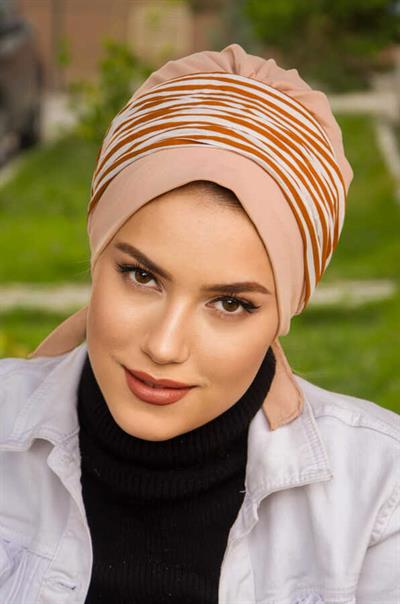 Bej Çizgi Desen Bantlı Bone