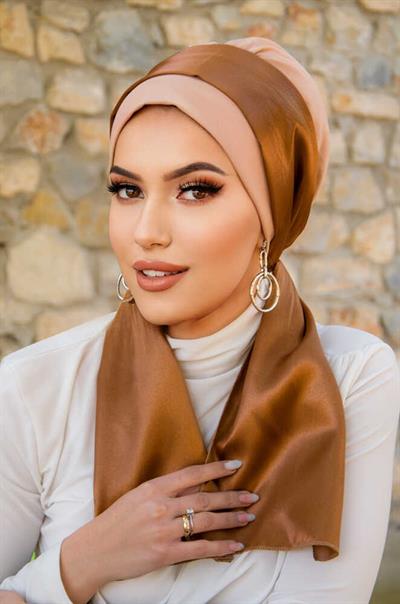 Bej Karamel Saten Fularlı Bone