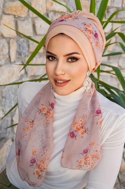 Bej Soft Çiçek Desenli Fularlı Bone