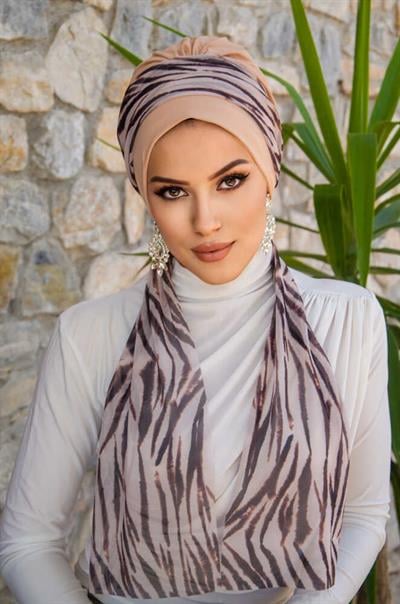 Bej Zebra Desen Fularlı Bone