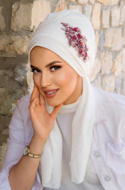 Beyaz Bordo  Nakışlı  Atkılı Abiye Bone - 60101