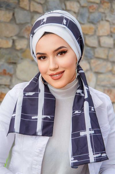 Beyaz Desen Fularlı Bone