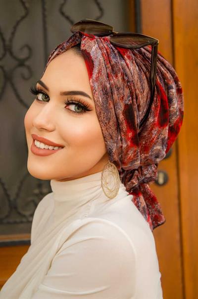 Bordo Batik Desenli Tokalı Bone