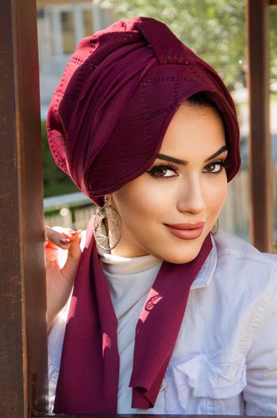 Bordo Kapitone Fularlı Şapka Bone