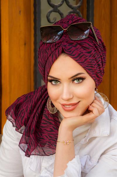 Bordo Zebra Şifon Tokalı Bone