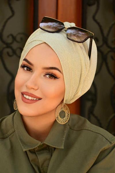 Ekru Simli Çapraz Bantlı Dolgulu Bone