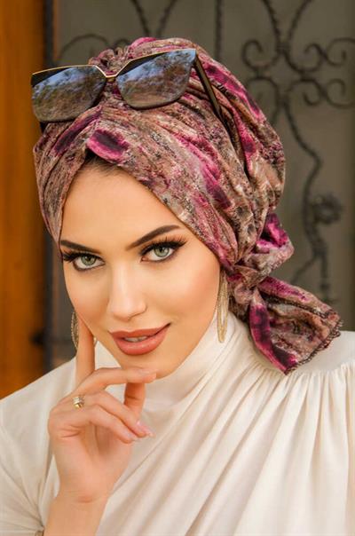 Gülkurusu Batik Desenli Tokalı Bone