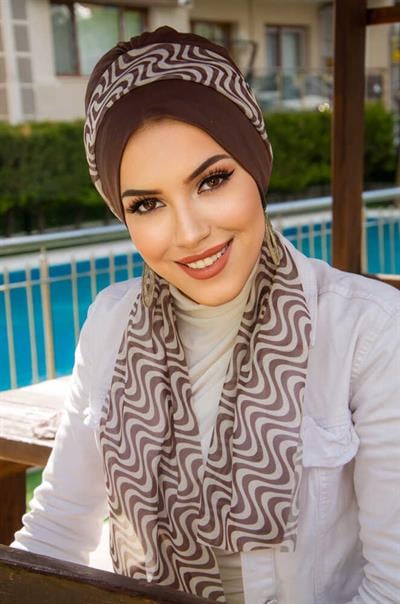 Kahve Geometrik Desen Fularlı Bone