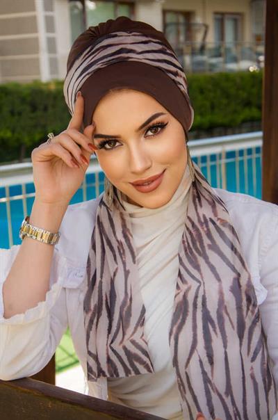 Kahve Zebra Desen Fularlı Bone