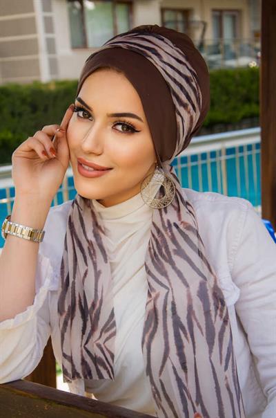 Kahve Zebra Desen Fularlı Bone
