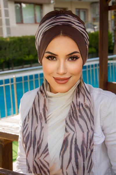 Kahve Zebra Desen Fularlı Bone