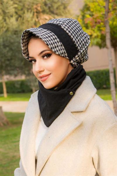 Kazayağı Tesettür Şapka Ve Etol Takım