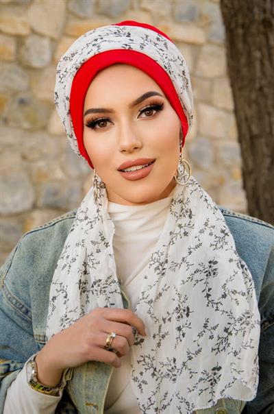 Kırmızı Beyaz Çiçek Desen Fularlı Bone