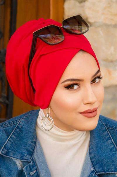 Kırmızı Çapraz Bantlı Dolgulu Bone