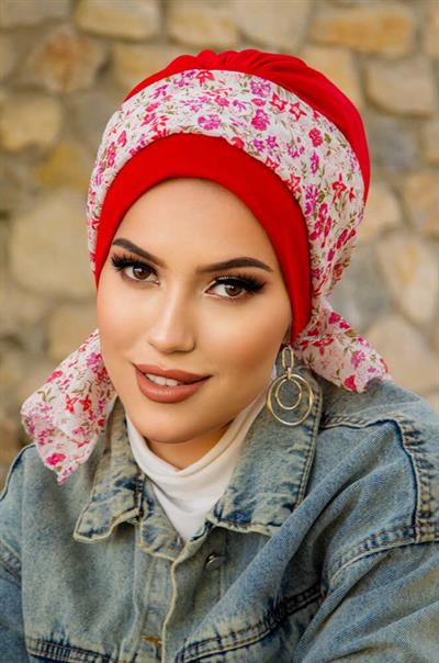 Kırmızı Çiçek Desenli Bantlı Bone