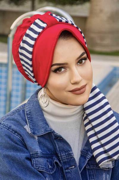 Kırmızı Lacivert Çizgili Desen Fularlı Şapka Bone