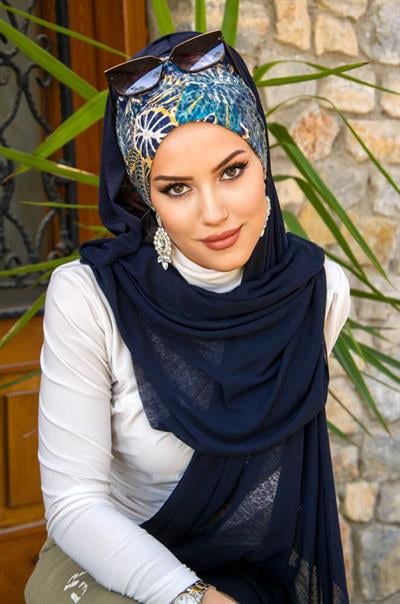 Lacivert Çiçek Desenli Bone Hazır Şal