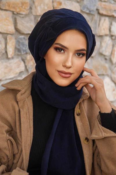 Lacivert Fiyonklu Tesettür Bere