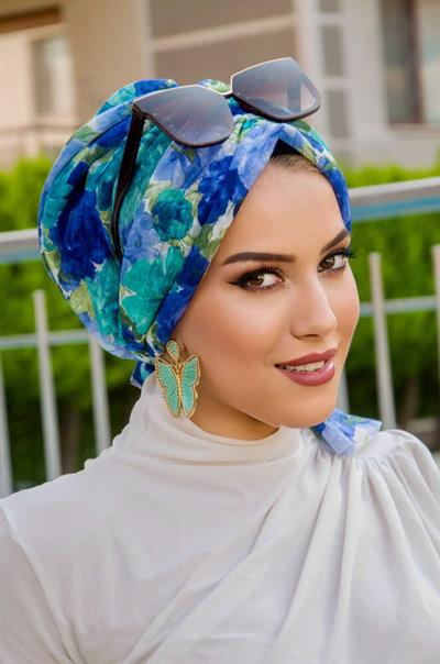 Lacivert Turkuaz Tonlu Çiçekli Tokalı Bone