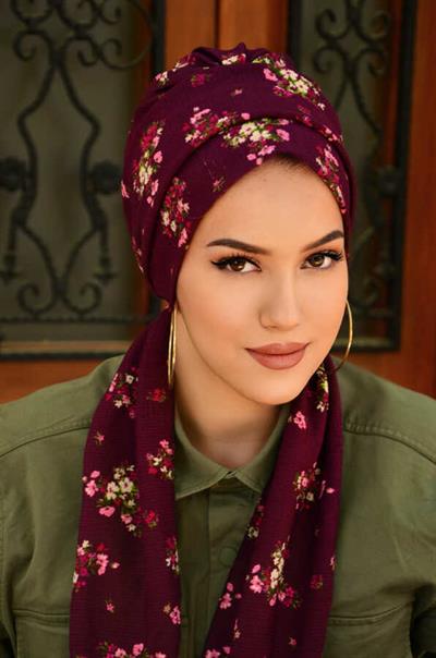 Mürdüm Buket Desenli Atkılı Bone