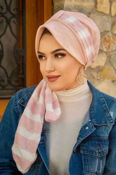 Pudra Beyaz Çizgili Şapka Bone