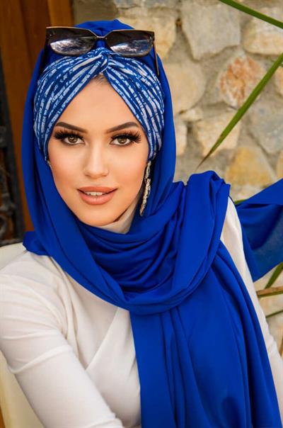 Saks Mavi Çizgili Burgu Hazır Şal