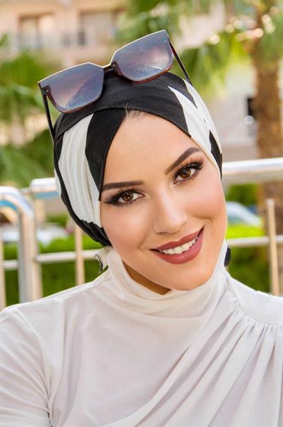 Siyah Beyaz Desen Çapraz Bone