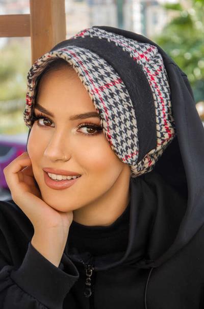 Siyah Garnili Şapka Bone