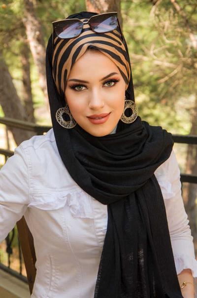Siyah Gold Zebra Desen Bone Hazır Şal