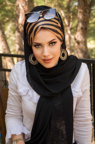 Siyah Gold Zebra Desen Bone Hazır Şal