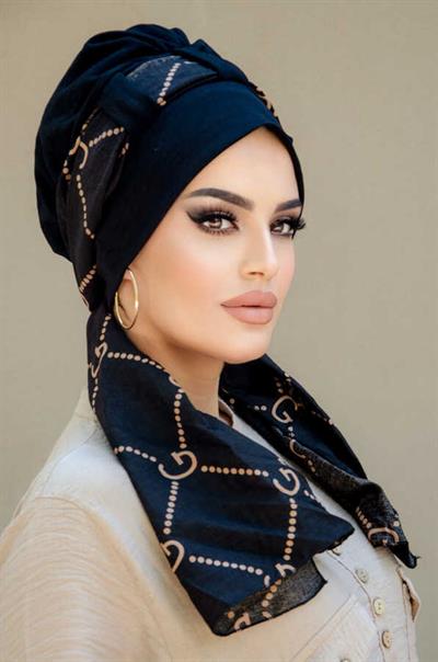 Siyah Marka Desen Fularlı Bone