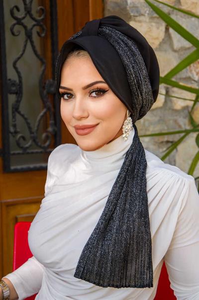 Siyah Pilise Fularlı Şapkalı Bone