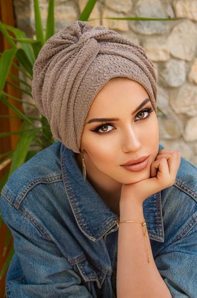 Taş Rengi Burgu Detaylı Düğüm Bone