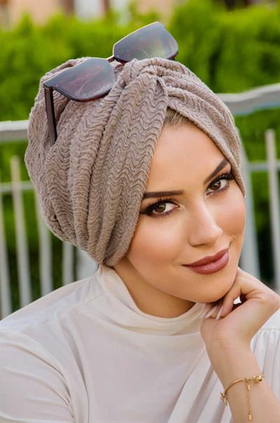 Taş Rengi Burgu Düğüm Bone