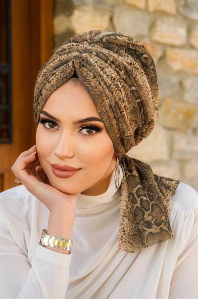 Yılan Derisi Desen Tokalı Bone