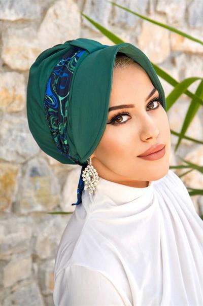 Zümrüt Renkli Bantlı Şapka Bone