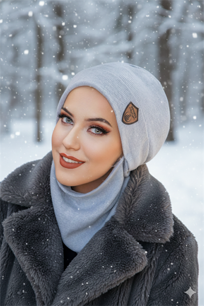 Açık Gri Armalı Maskeli Bere