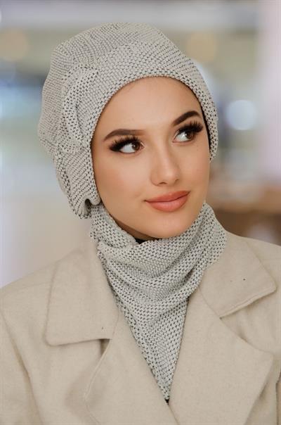 Beyaz Petek Desen Fiyonklu Tesettür Bere ve Etol Takım