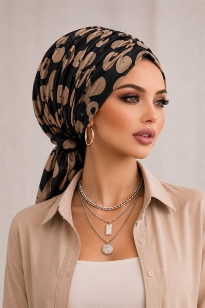Bahar Yeşili Tokalı Bone